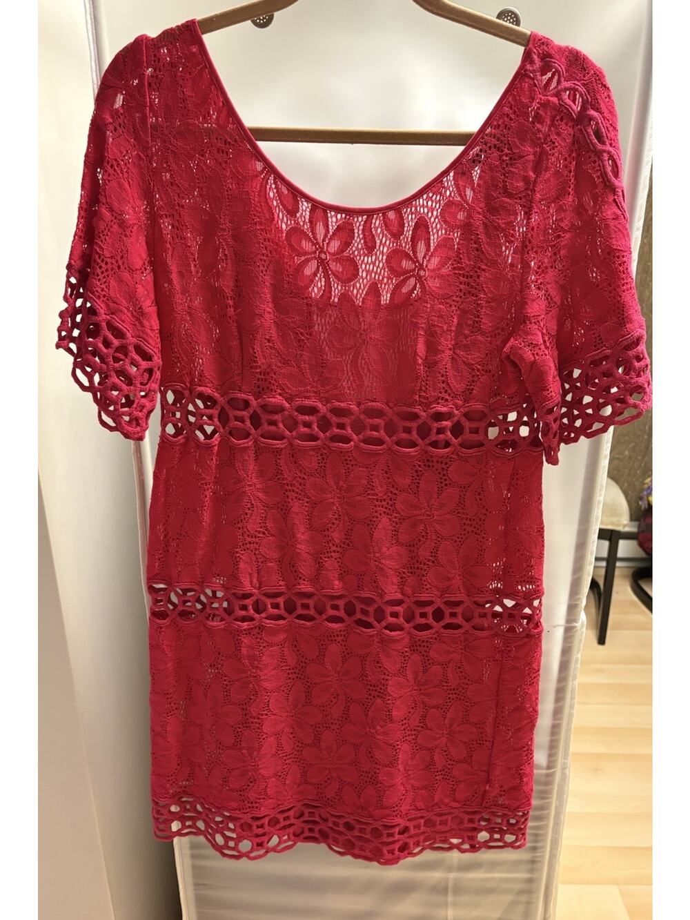 Laundry by Shelli Segal Dress 8P Red Lace Lined Floral